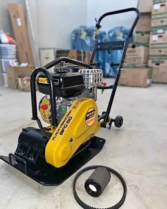 Placa Vibratória 65kg a gasolina Motor 7.5Hp Profissional - Buffalo(Nova/Loja)