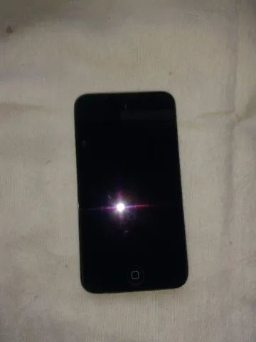 Apple iPod Touch modelo no A1213 1a geração 8GB cromado - Foto 4