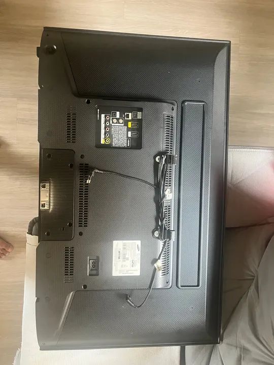 TV Samsung 40 polegadas com controle - Foto 4
