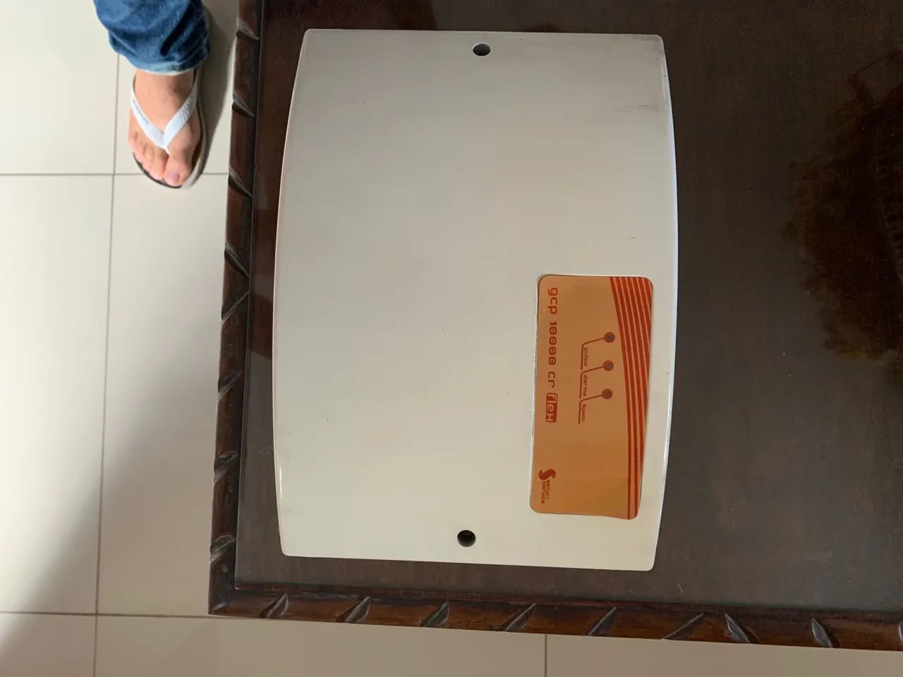 Central para cerca elétrica - retirada de peças 