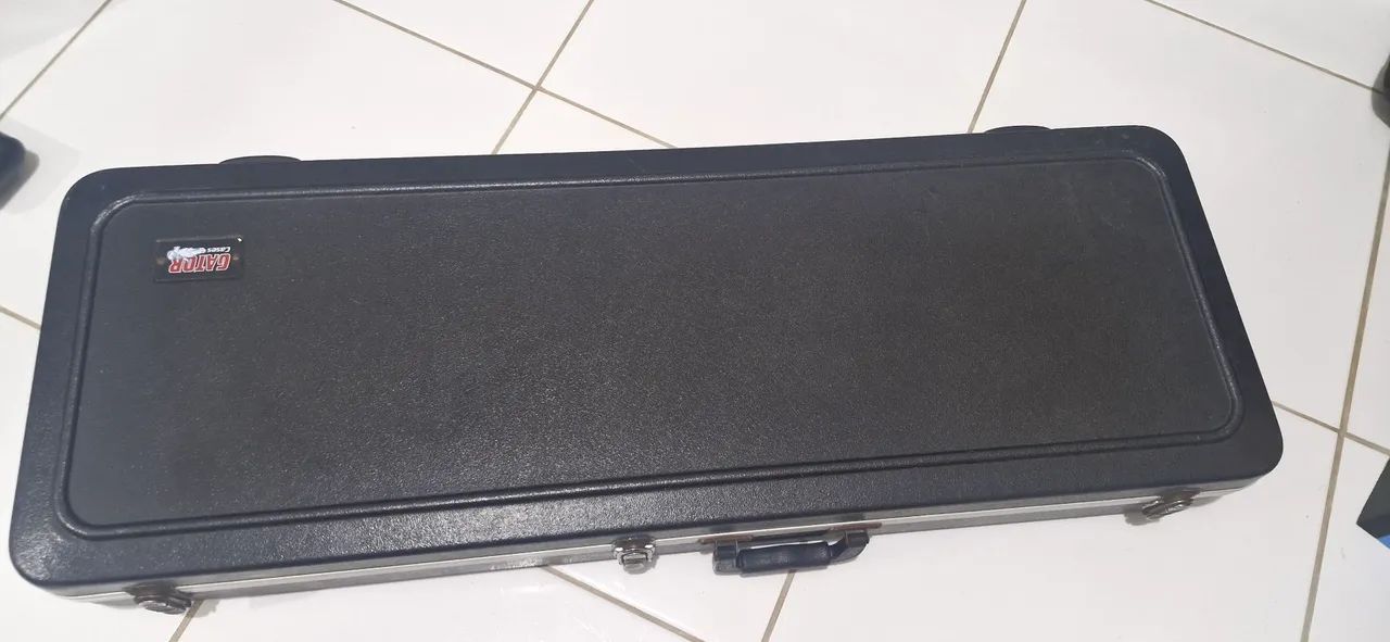 Gator Guitar Case64728350822914124