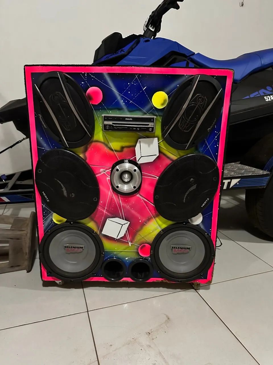 Caixa de Som Personalizada com Amplificador