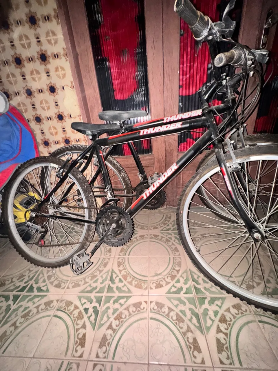 Bicicleta Thunder com Marchas