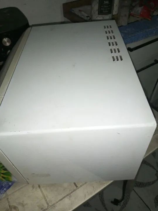 Microondas Electrolux 23 Litros em perfeito estado  - Foto 5