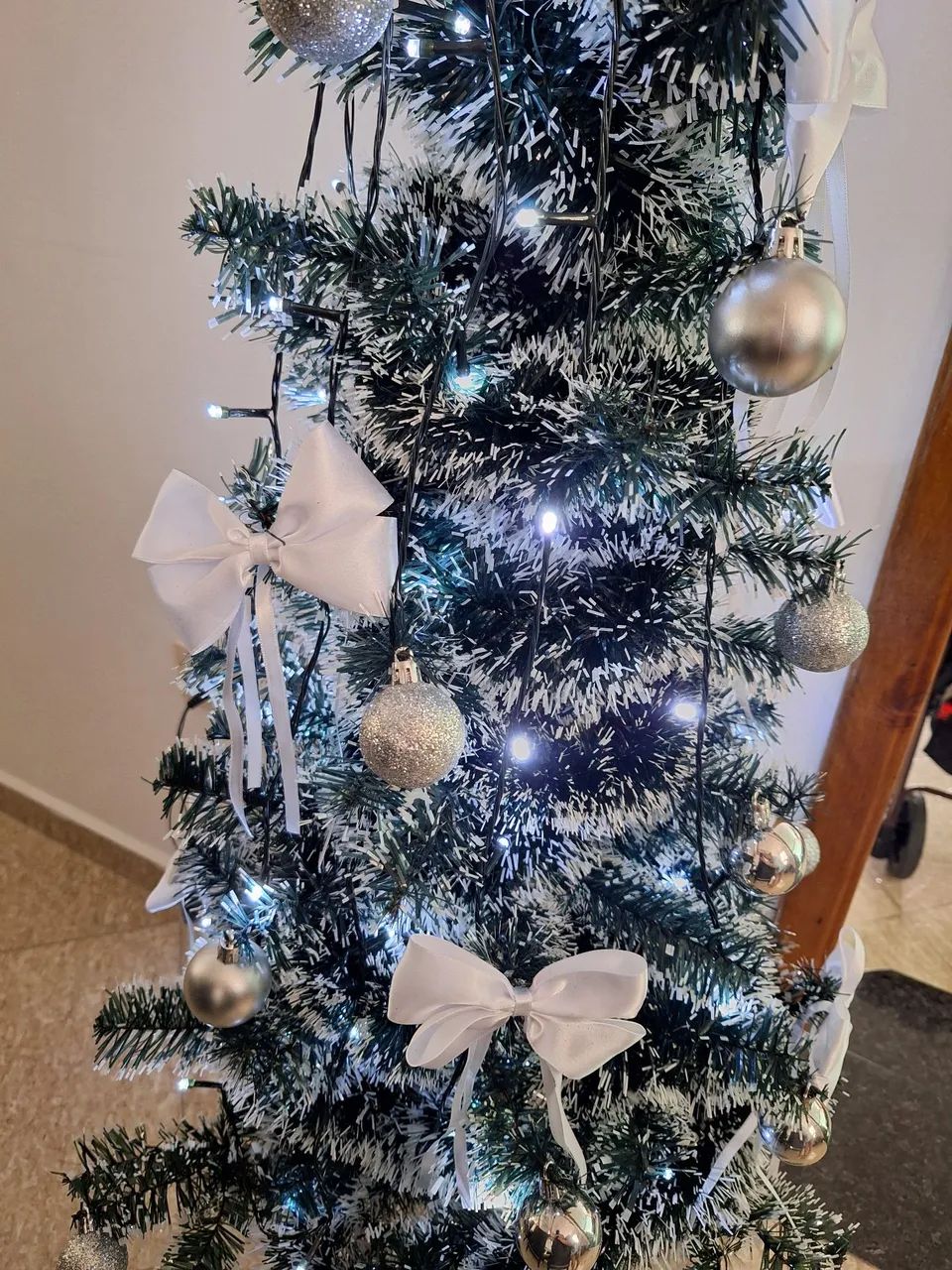 Árvore de natal decorada - Foto 4