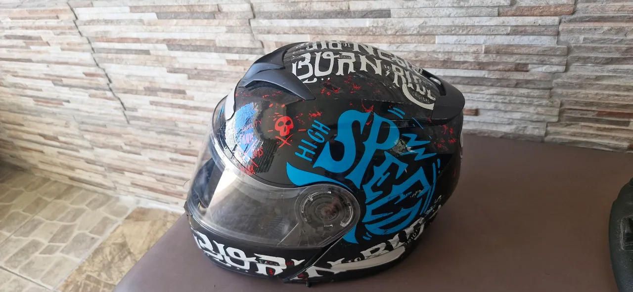 Capacete Norisk escamoteavel tamanho 60