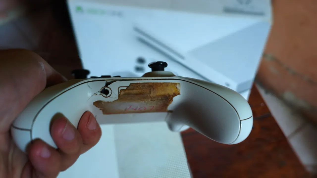 Xbox one S 500GB64303757610881123