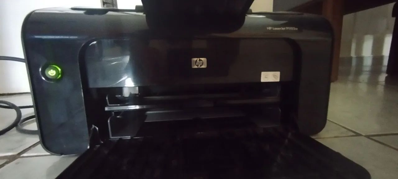 Impressora HP LaserJet P1005 - Foto 5