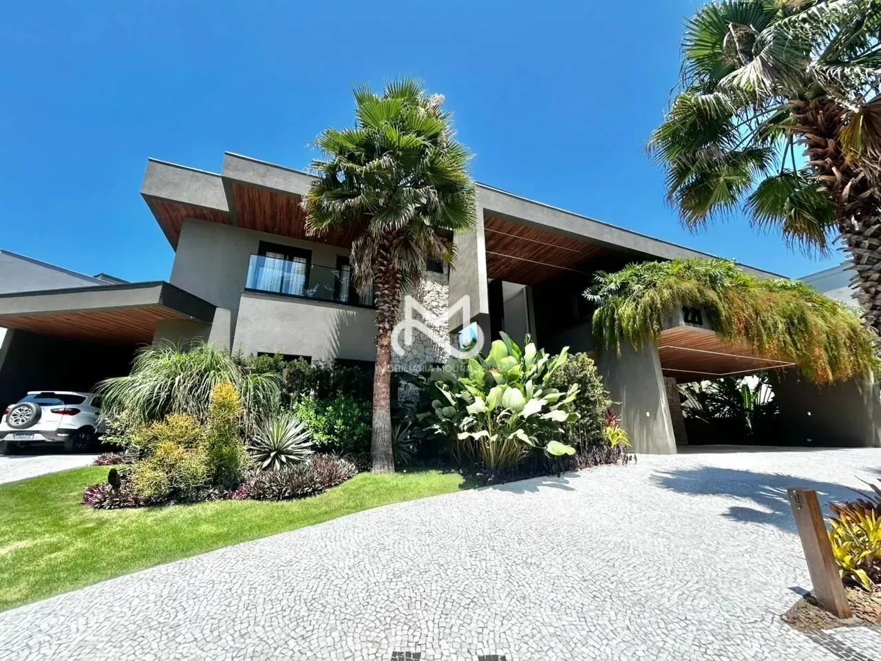 Casa Nova de Altíssimo Padrão  855 m² de sofisticação, com 6 suítes, À Venda - Foto 2