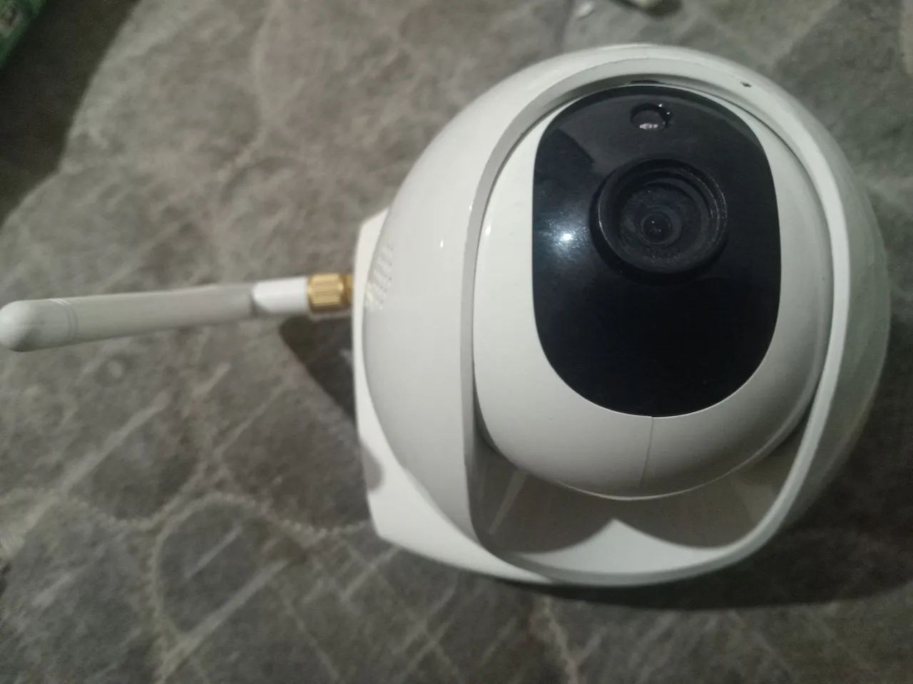Câmera de Segurança Wi-Fi