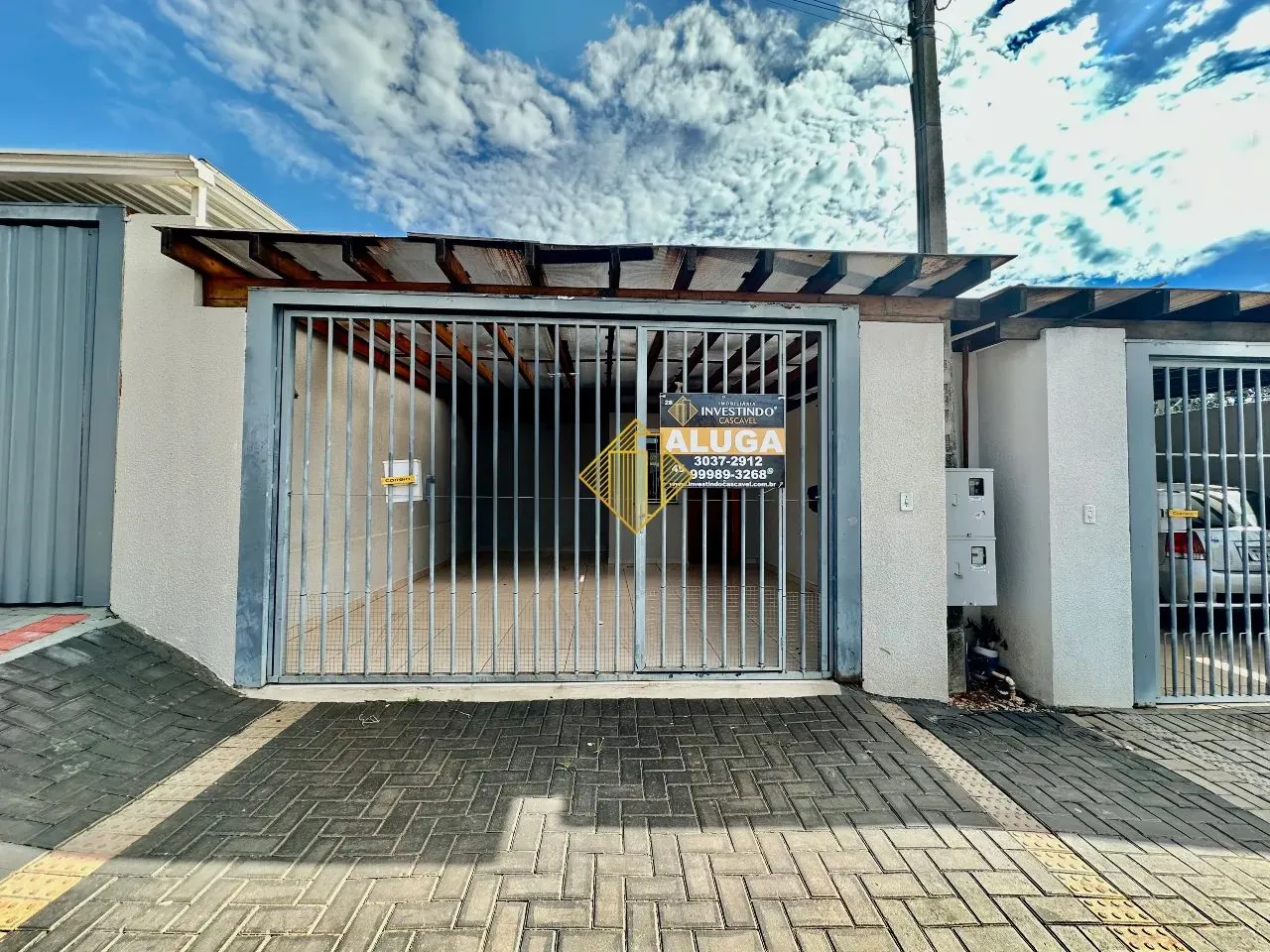 Casa para aluguel, 2 quartos, 2 vagas, Esmeralda - Cascavel/PR