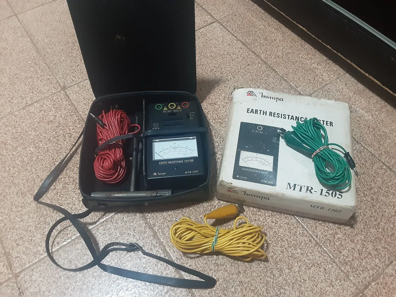 Medidor de Aterramento Terrometro Minipa MTR-1505 p/ colecionador