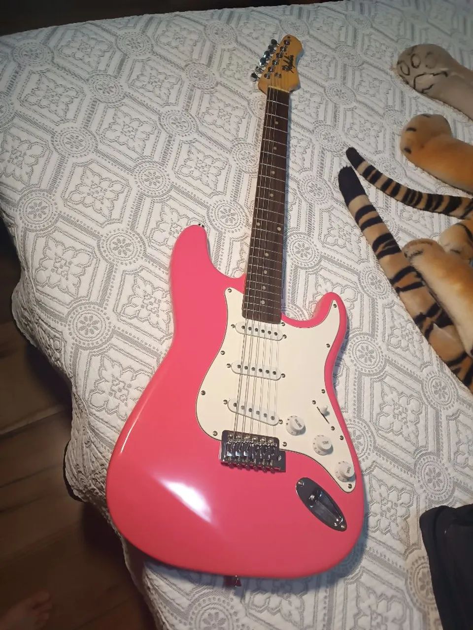 Guitarra Dolphin64840797774851121