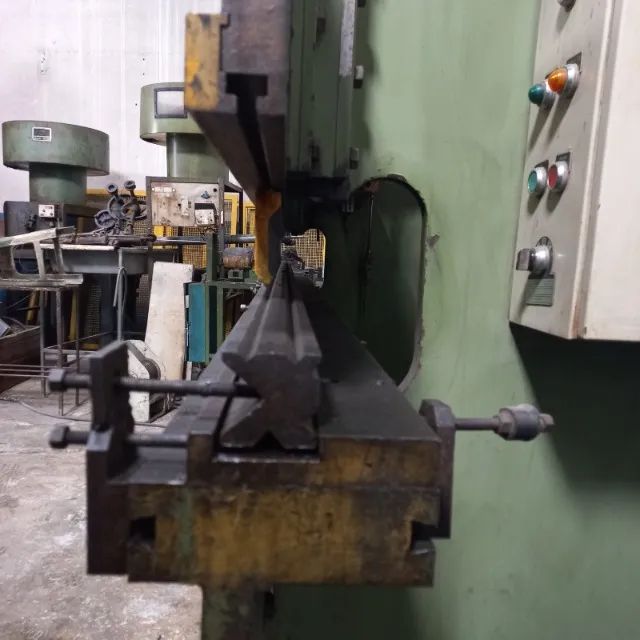 Dobradeira Mecânica Calvi 3000 Mm X 1/8 / -- 90044 Nc - Foto 2