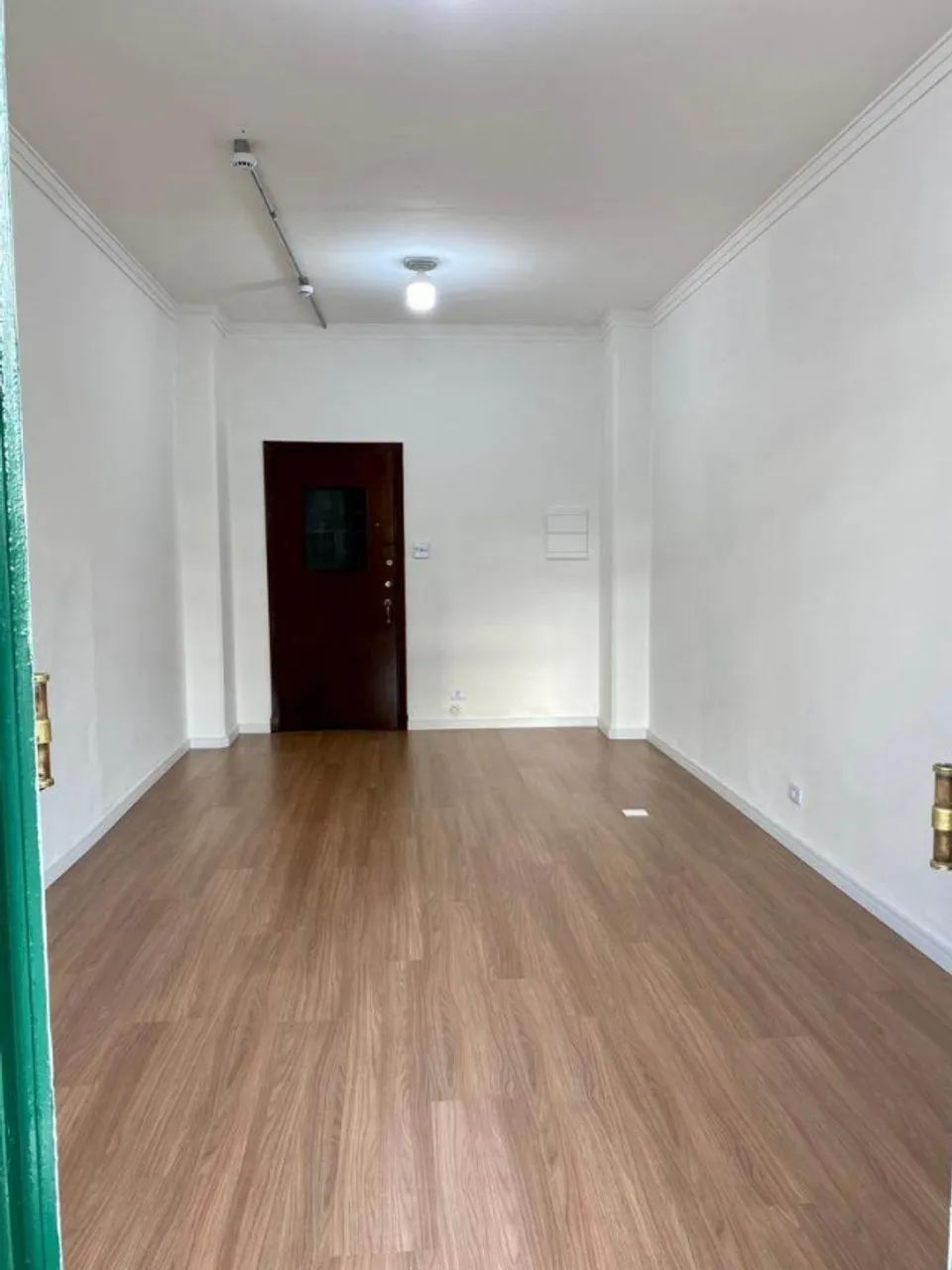 VENDO Sala Comercial no Centro Histórico SP, 5 min Metrô São Bento (Linha Azul) - Foto 3