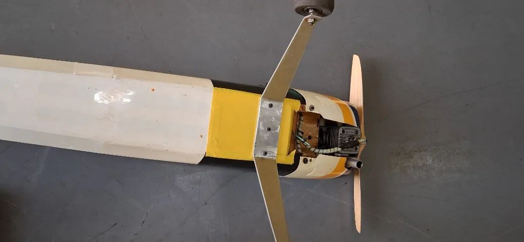 AEROMODELO GASOLINA - EXTRA - DLE 20CC - Foto 5