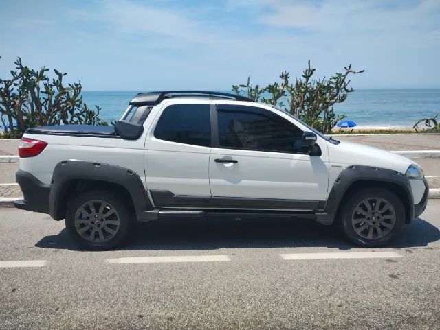 Fiat Strada Adventure 1.8 Cabine Dupla 2015 - Foto 2