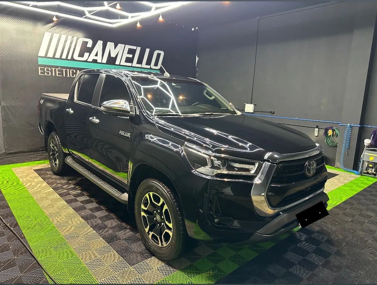 Hilux srx ipva 25 pago carro em estado de zero  - Foto 4