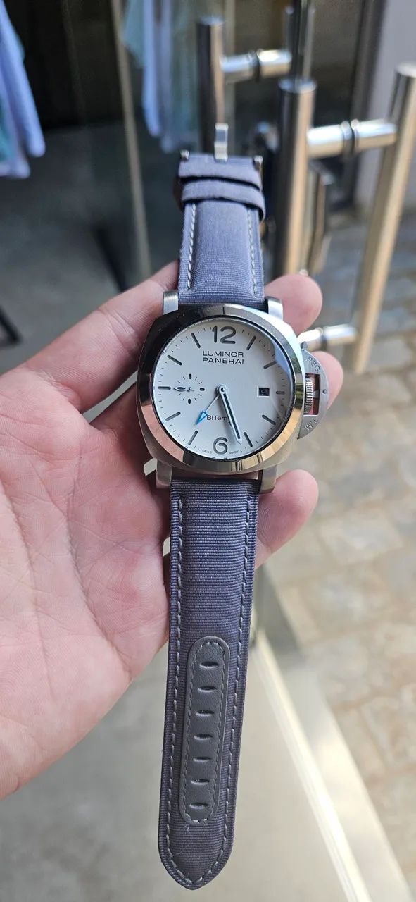 Relógio Automático Panerai Luminor GMT 