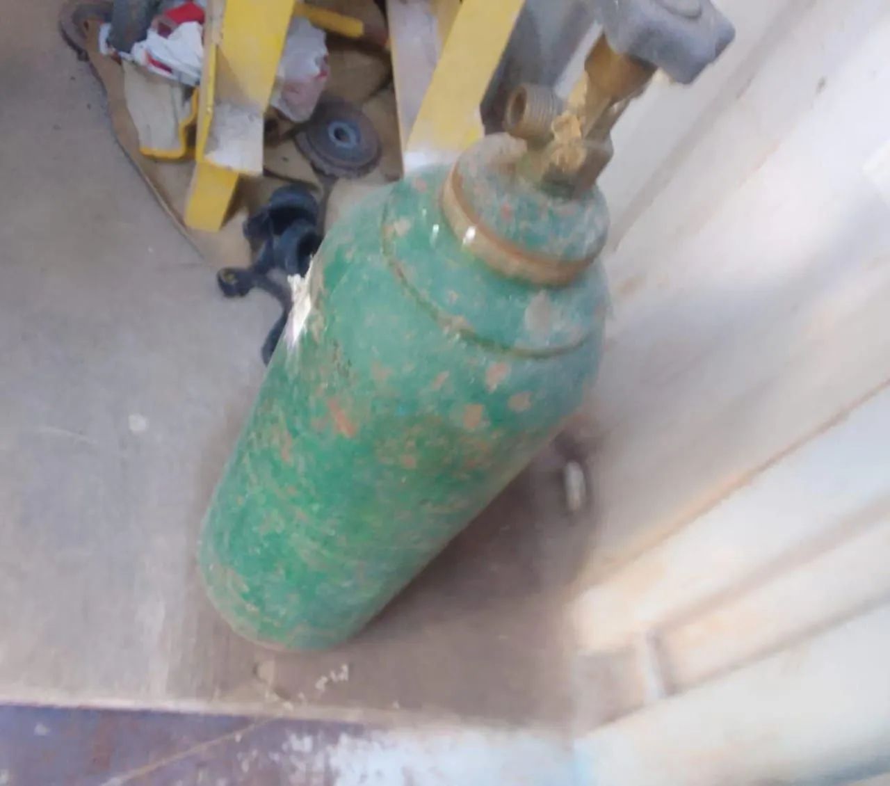 Silindro mas tesoura de corte 