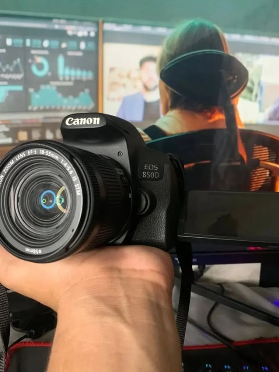 Câmera Profissional Canon 850D + Lente 18-55mm