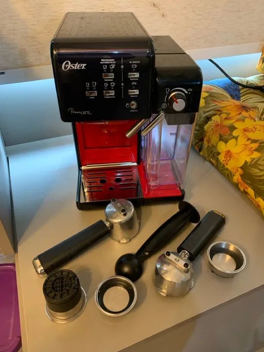 Cafeteira Oster Prima Latte  semi usada - Foto 5
