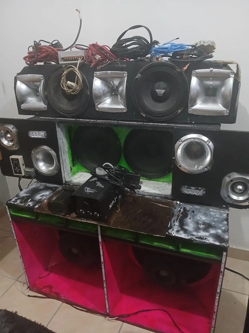 Som automotivo completo