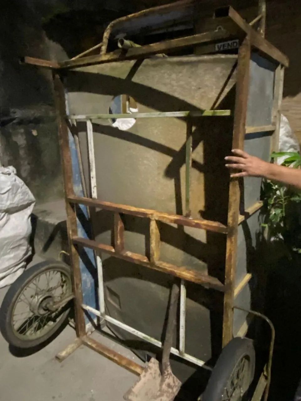 Carroça para trabalhar com material de Reciclagem  - Foto 4