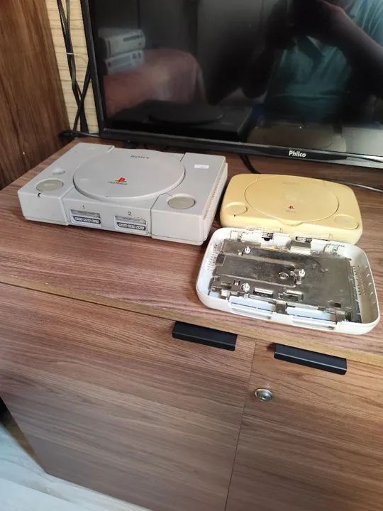Lote de Playstation 1 FAT e One 