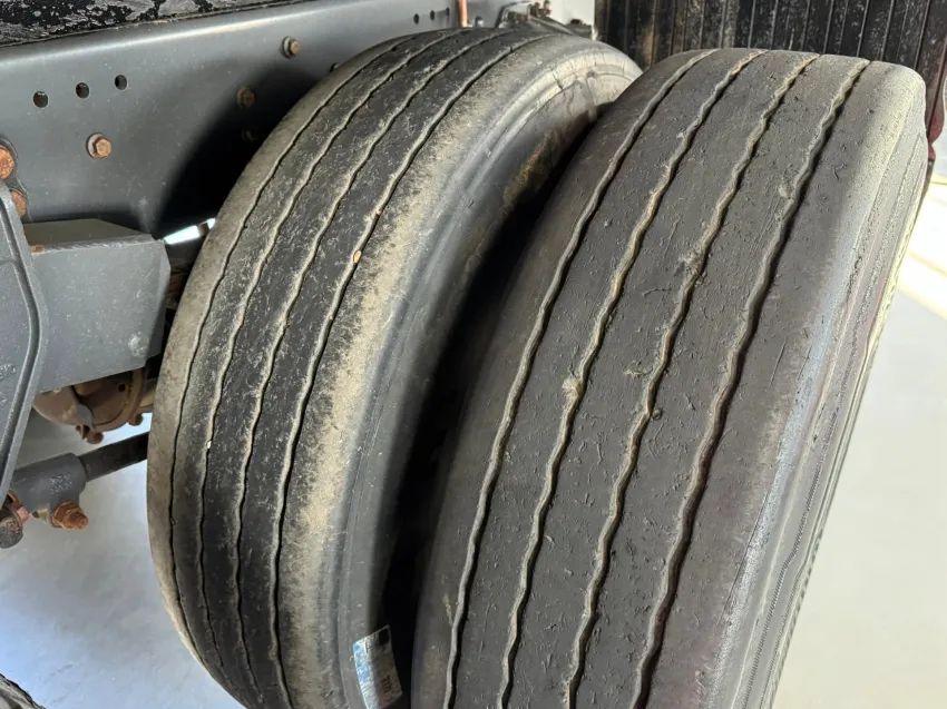 VOLVO VM 330 8X2 2022 - Foto 14