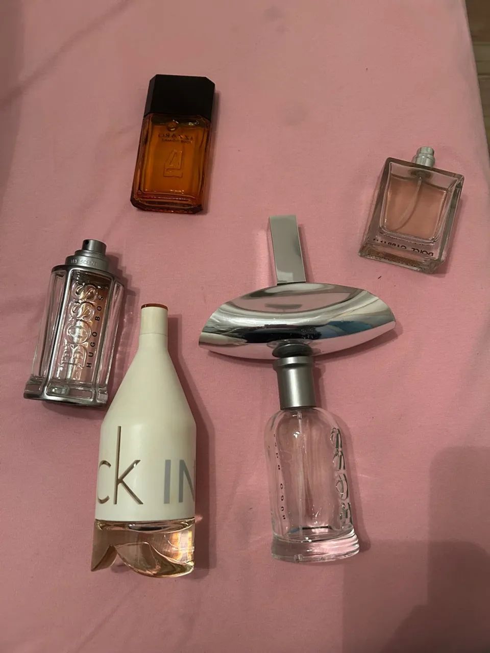 Vidros de perfumes importados