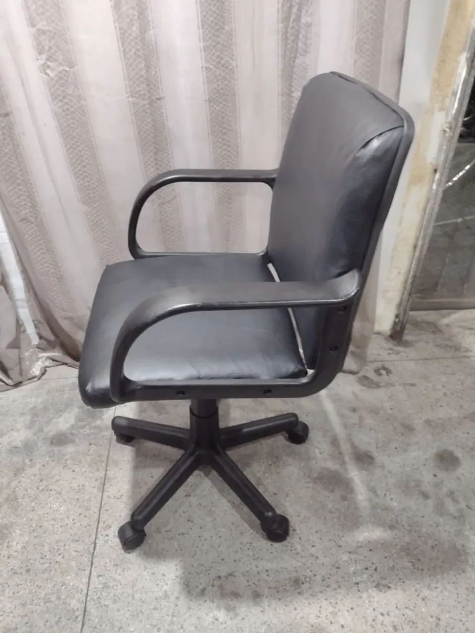 Cadeira de escritório  - Foto 6