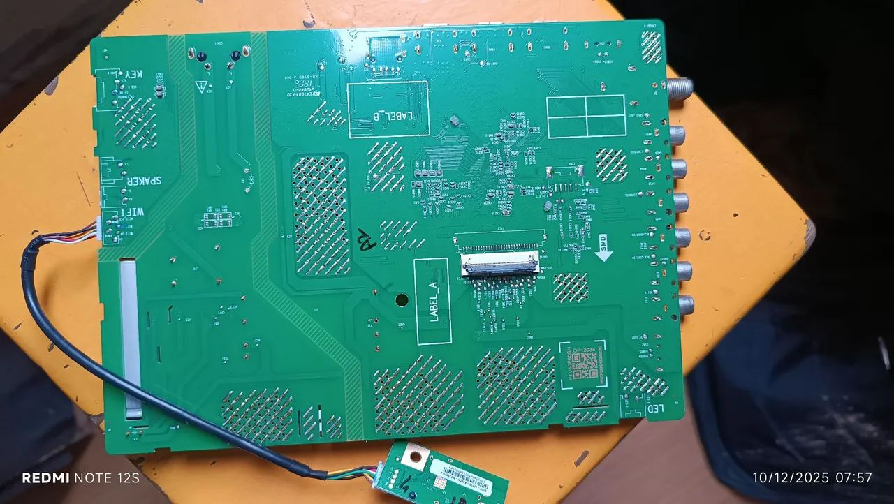 Placa e peças TV Philco 39
