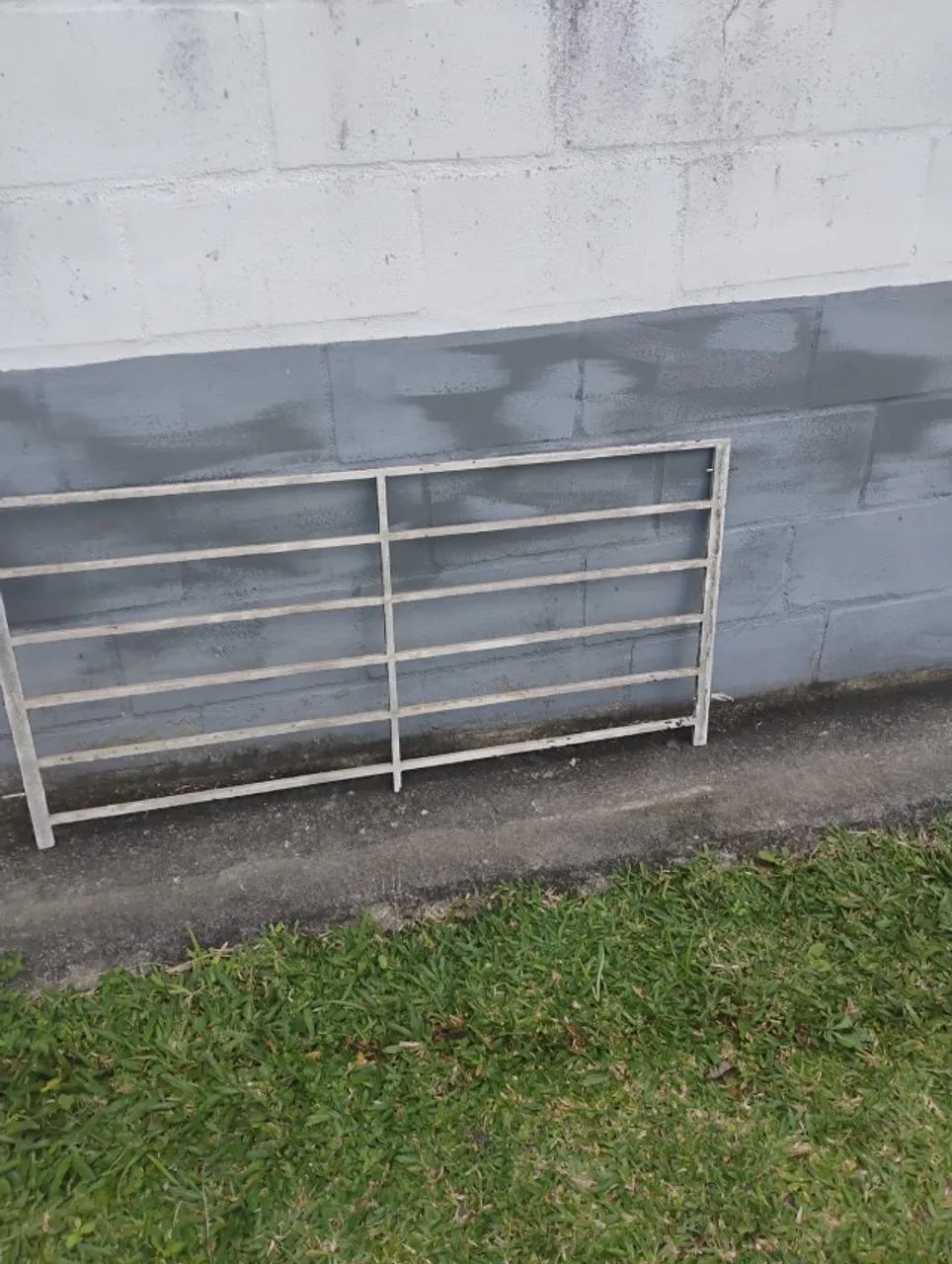grade de proteção de ferro