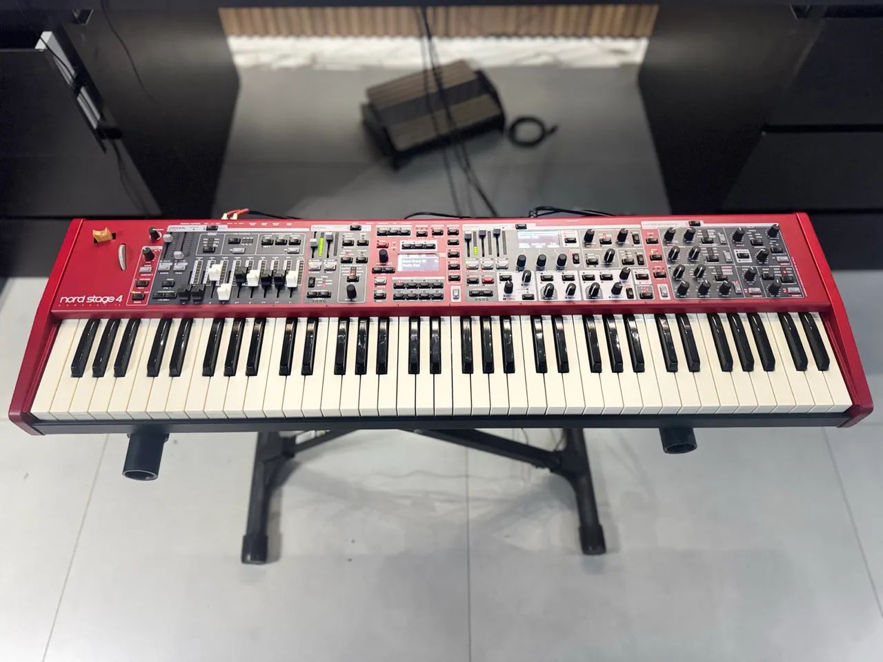 Nord Stage 4 