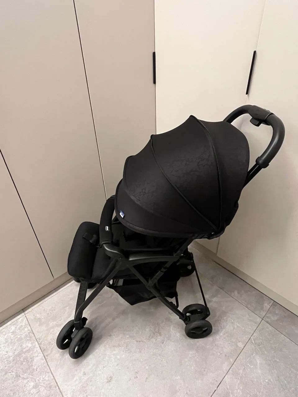 Carrinho de Bebê Compacto - Chicco - Ohlalà - De 0 à 15kg - Preto - Foto 3
