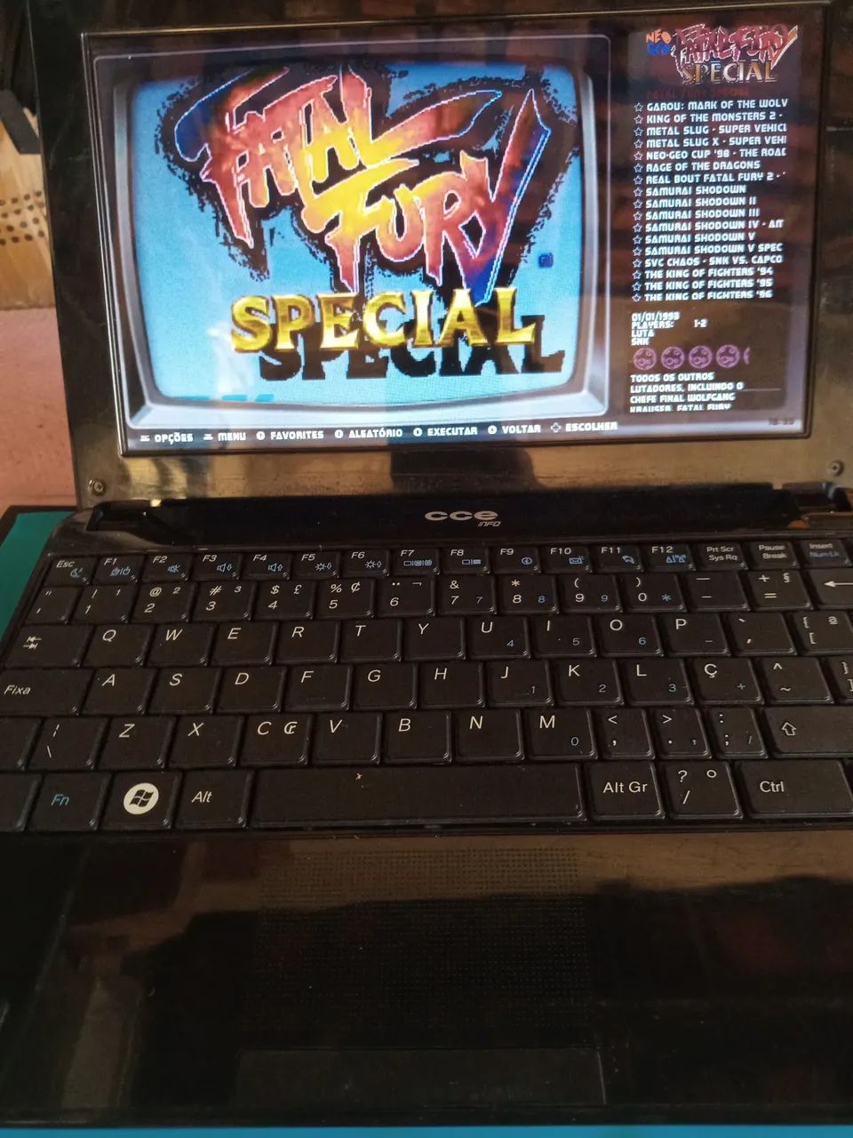 Netbooks cce info com sistema de jogos Batocera - Foto 2