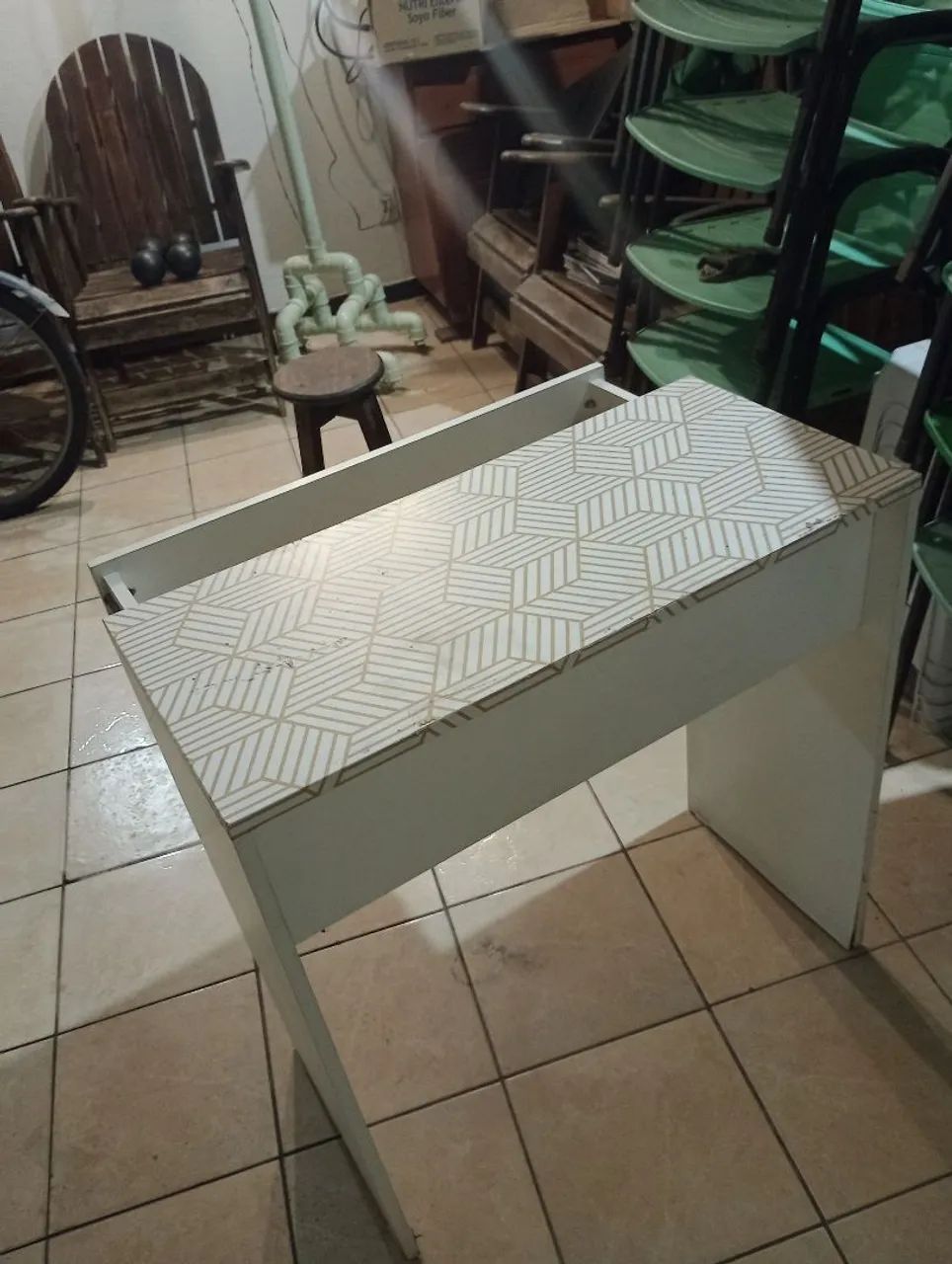 ESCRIVANINHA BRANCA COM GAVETA 64573995445505124