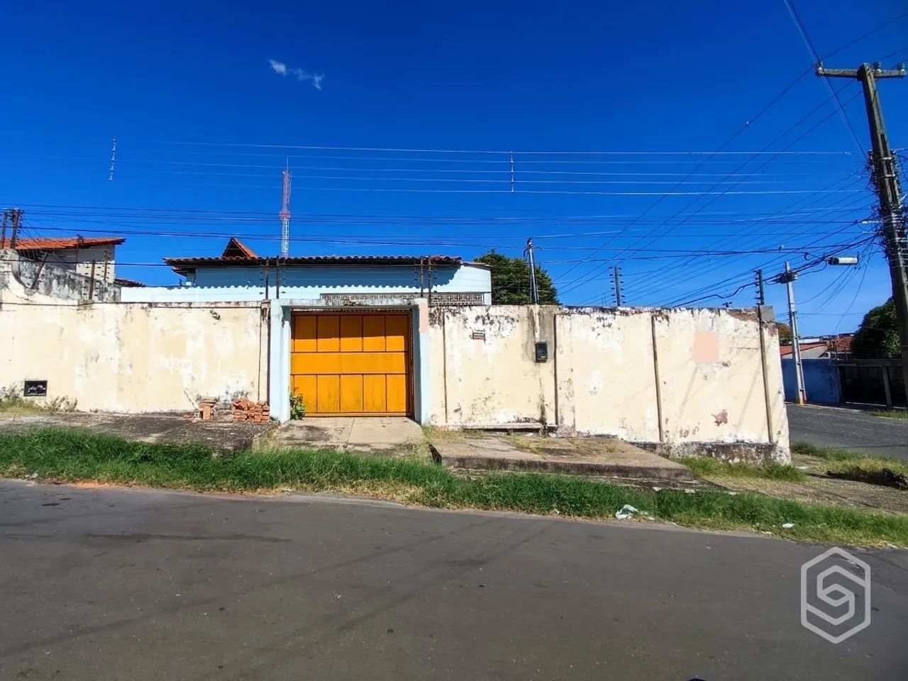 (0014)-Casa para venda com 215 metros quadrados com 3 quartos em Vila Operária - Teresina 