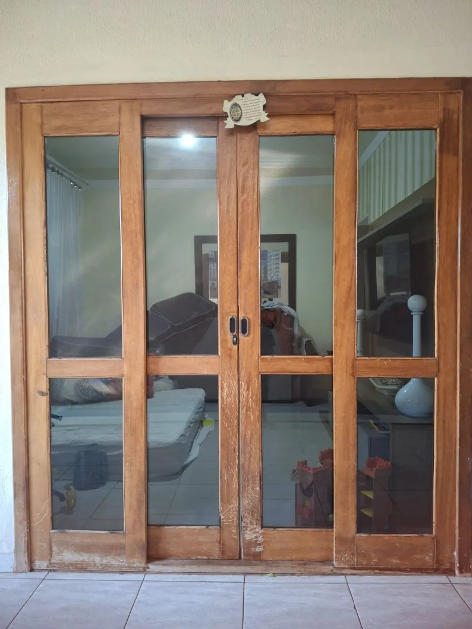 Portas de madeira com vidro