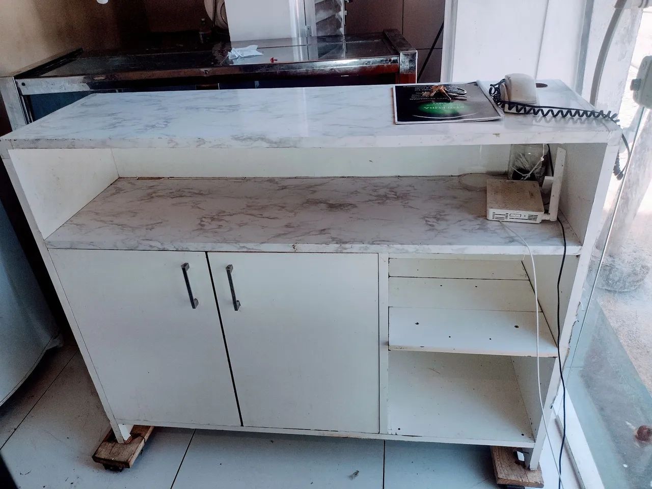 Balcão / armário para comércio ou escritório, robusto. - Foto 2