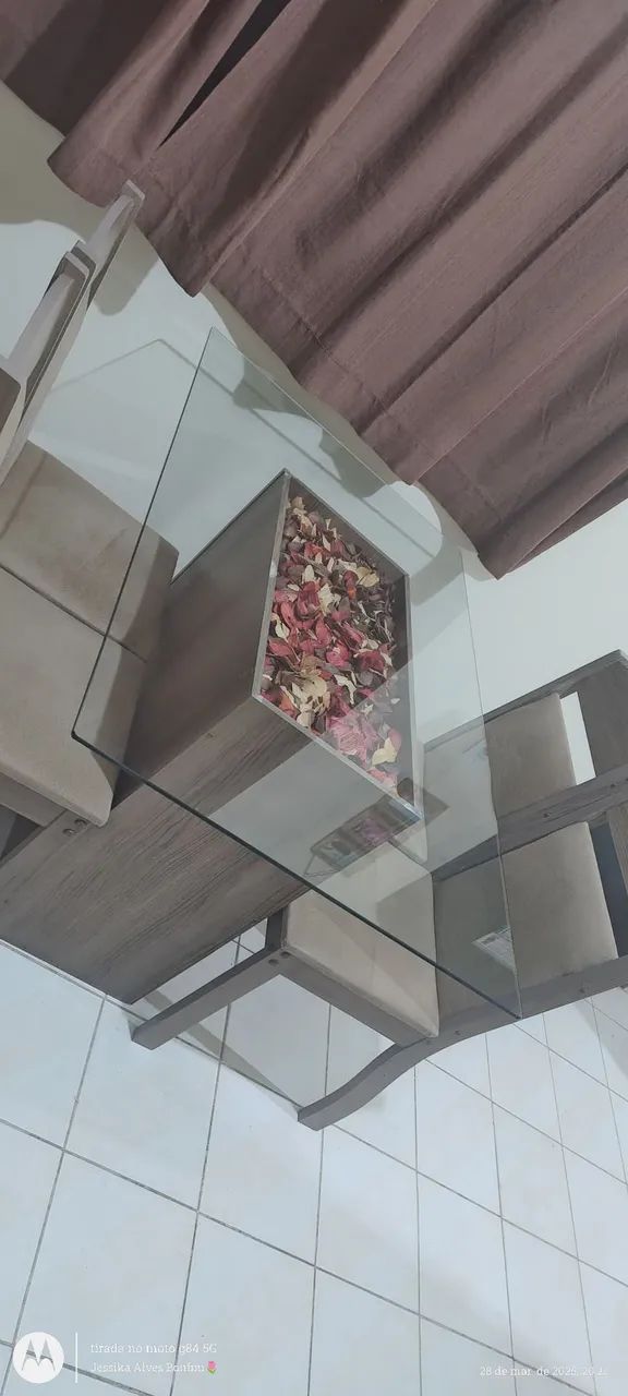 Mesa de Jantar de Vidro com 4 Cadeiras - Foto 3