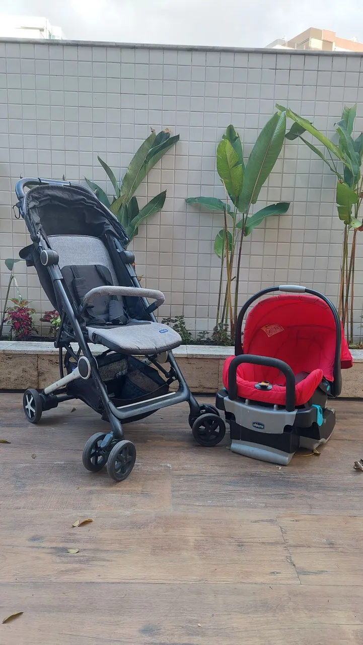 Carrinho de Bebê e Bebê Conforto Chicco