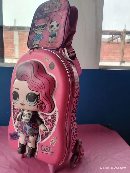Mochila -mala LOL Surprise com rodinhas - Rosa - Foto 2