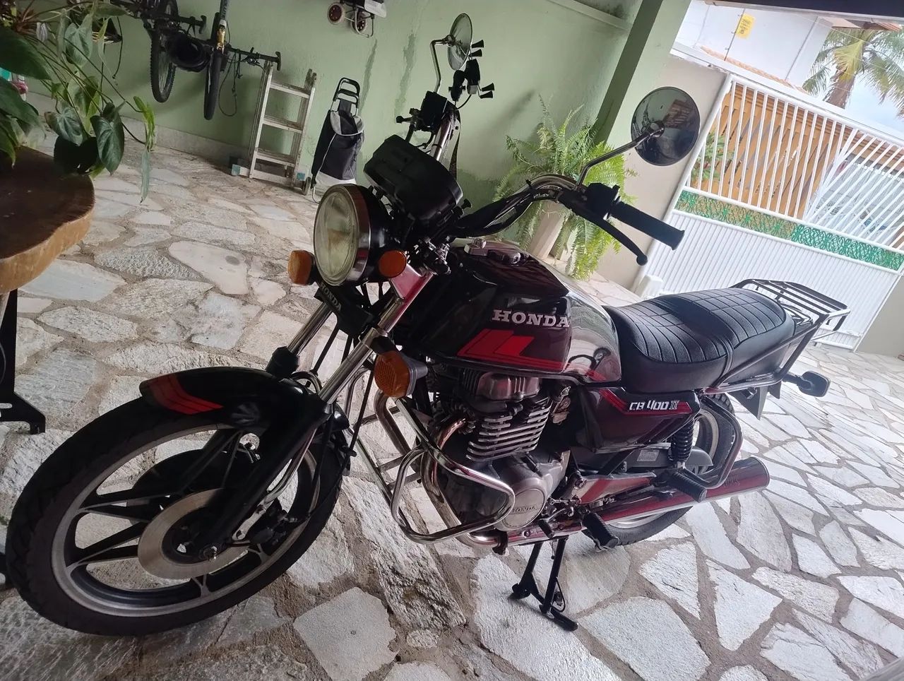 Honda CB 400 II - Ano 1983 | Clássica, Conservada e Pronta para Rodar