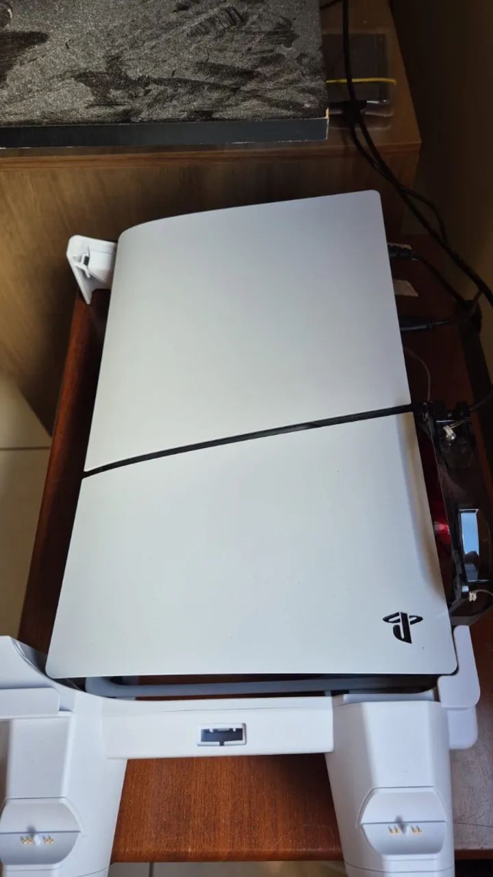 Ps5 + HD 1Tb + Suporte de console