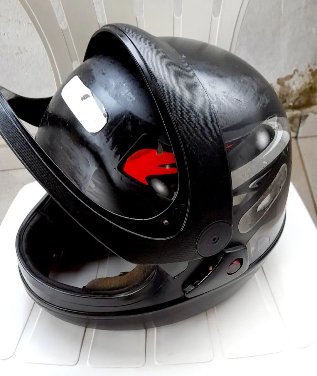 Capacete quebra galho R$20,00 - Foto 4