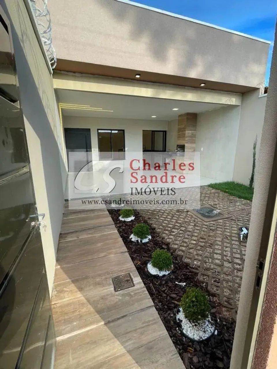 Casa para Venda em Goiânia, Setor Faiçalville, 3 dormitórios, 1 suíte, 2 banheiros, 2 vaga