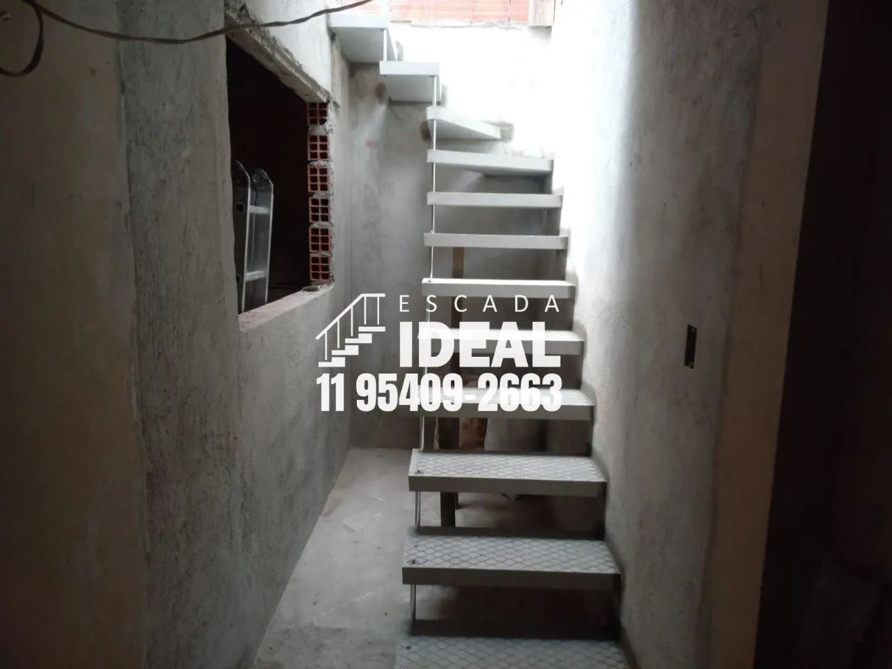 Escadas pré moldada em concreto aparente - Foto 6