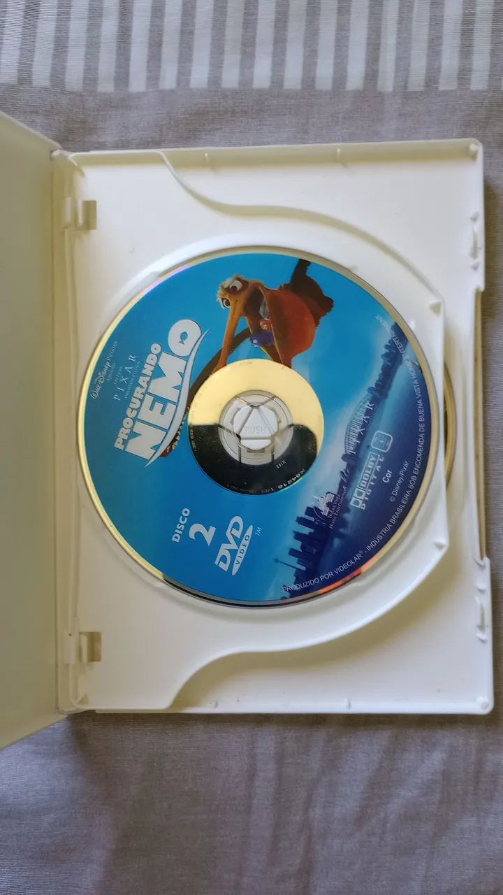DVD duplo Procurando Nemo - Edição Especial  - Foto 2